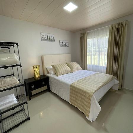 Apartamentos En Sarchi ภายนอก รูปภาพ